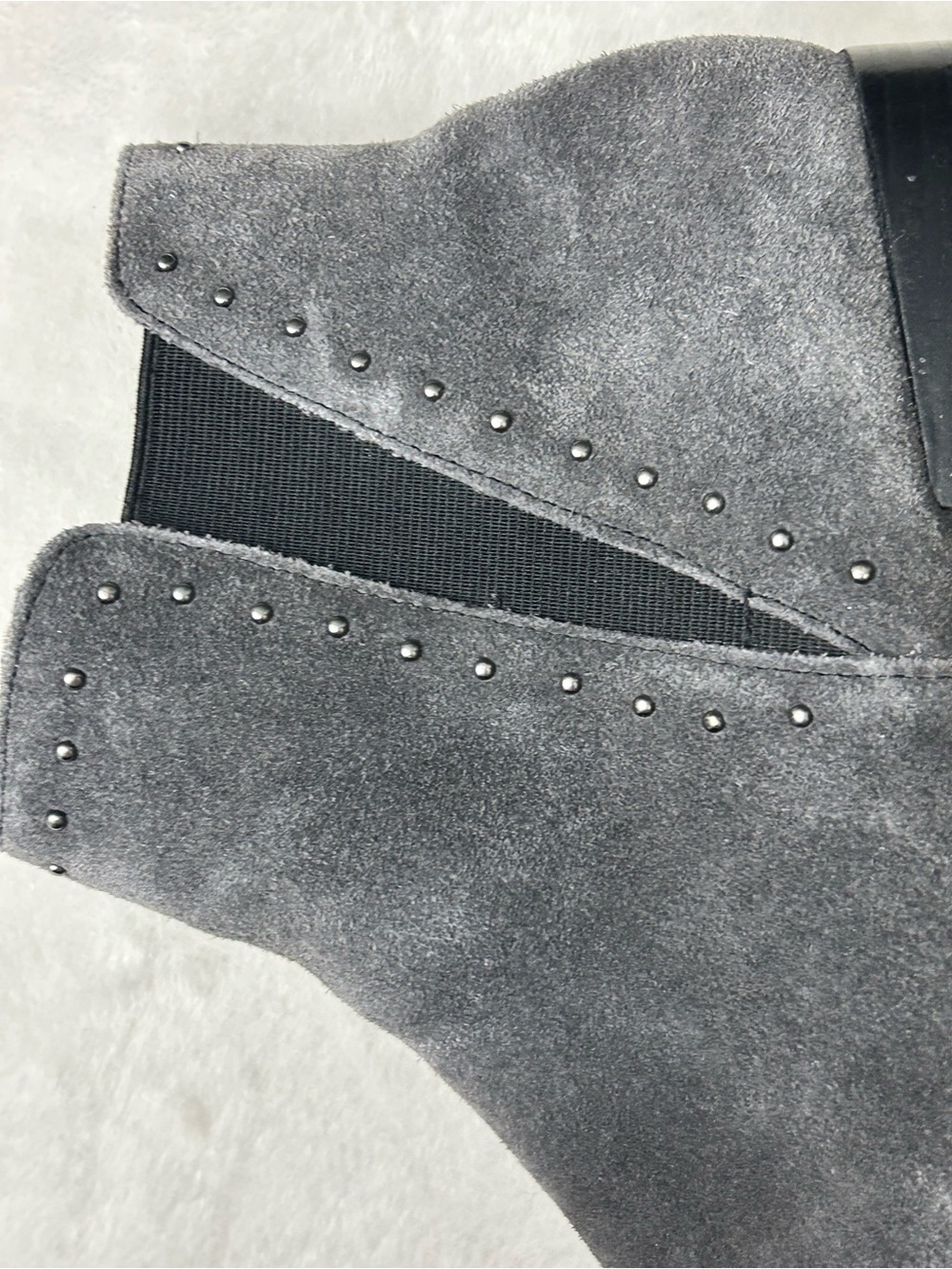 Donald J. Pliner Charcoal Grey Suede Pointed Ankle Booties Stud Accents Size 10 - Picture 5 of 8